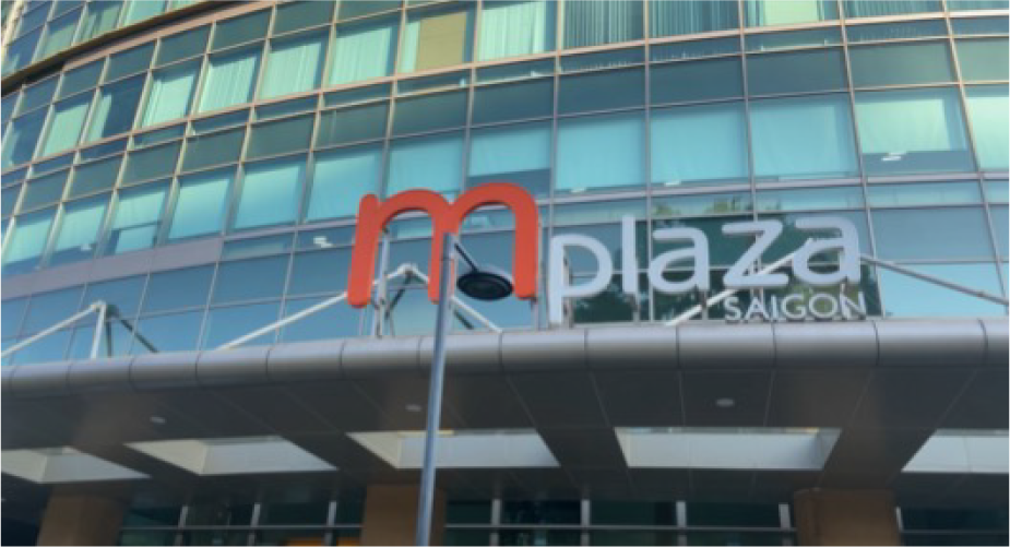 m plaza 外観